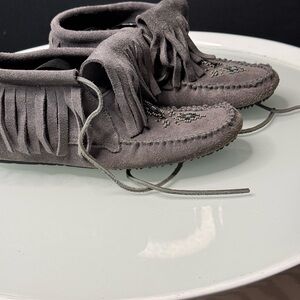Manitobah Muk Luks Gray Suede Moccasins with Fringe and Beads